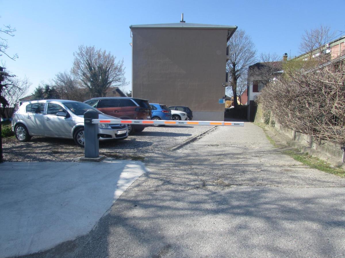 Studio Apartman Jordanovac Rebro, 300 M Od Bolnice Rebro Zagreb Eksteriør billede